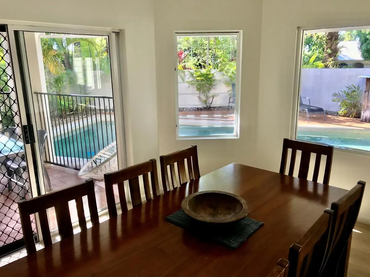 The Villas Palm Cove