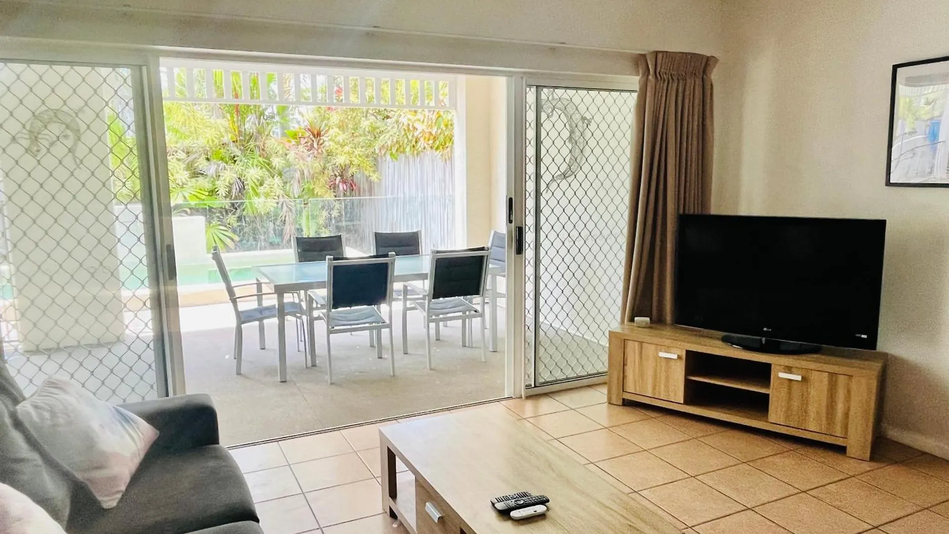 The Villas Palm Cove 4*,  Australia