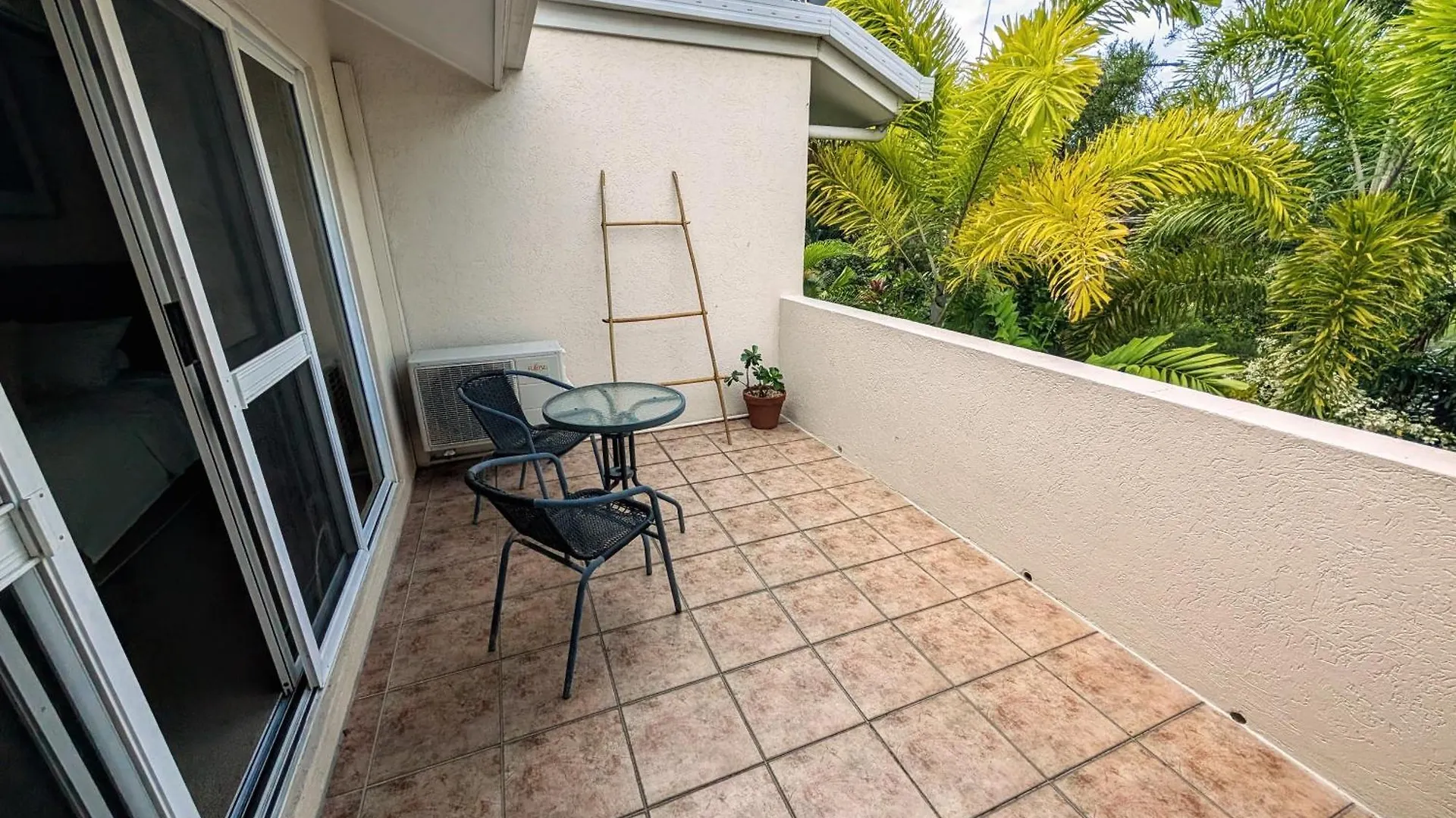The Villas Palm Cove