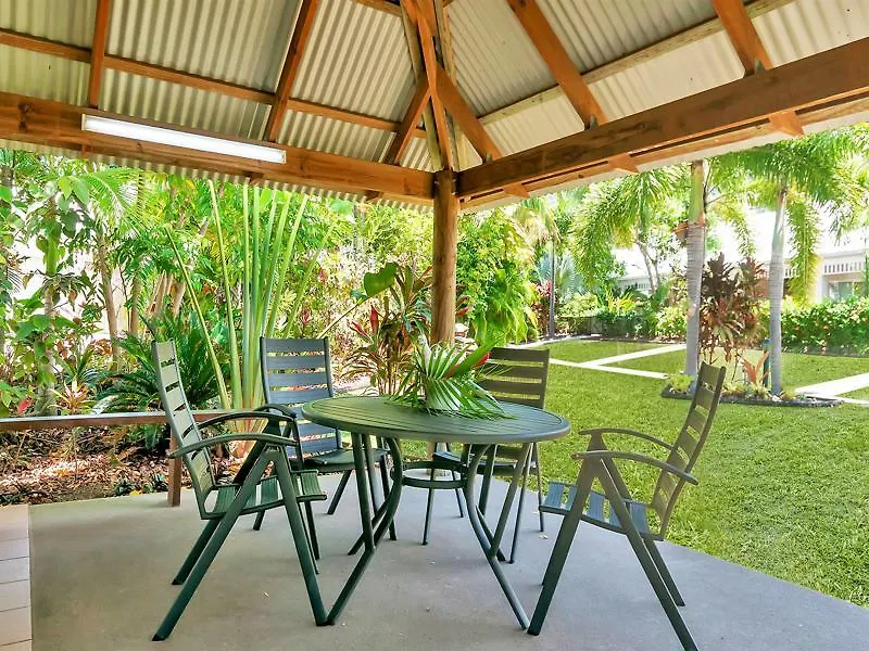 The Villas Palm Cove
